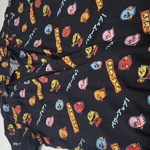 PAC-MAN Men’s graphic short sleeve button down collared shirt L